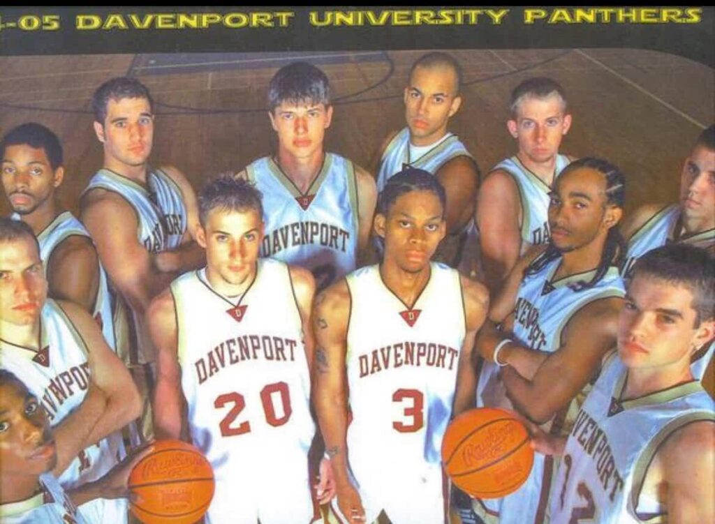 James Allen (#3) with the 2004–05 Davenport University Panthers men’s basketball team
